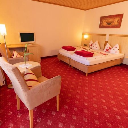 Landhotel Kuehler Grund Grasellenbach ภายนอก รูปภาพ