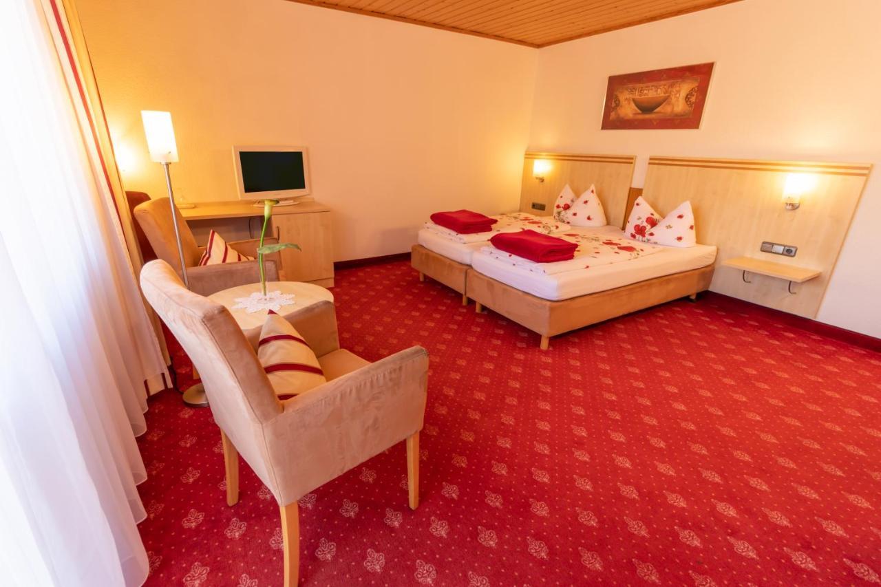 Landhotel Kuehler Grund Grasellenbach ภายนอก รูปภาพ